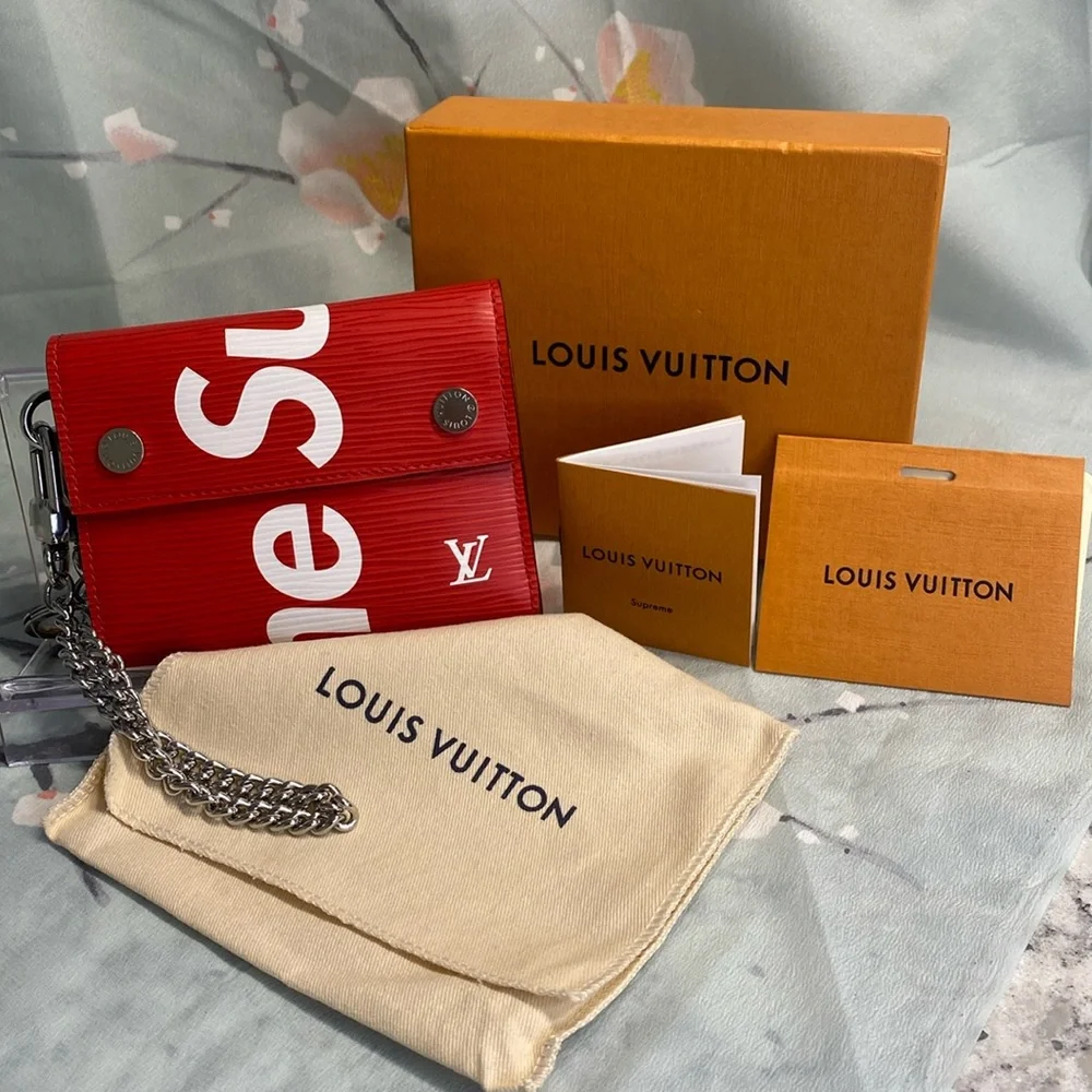 Louis Vuitton Supreme Red Epi Leather Pochette Jour GM Portfolio **HP** - Picture 2 of 14